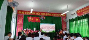 Thầy Lê thanh Long - Trưởng Phòng Giáo dục huyện Tam Nông phát biểu 